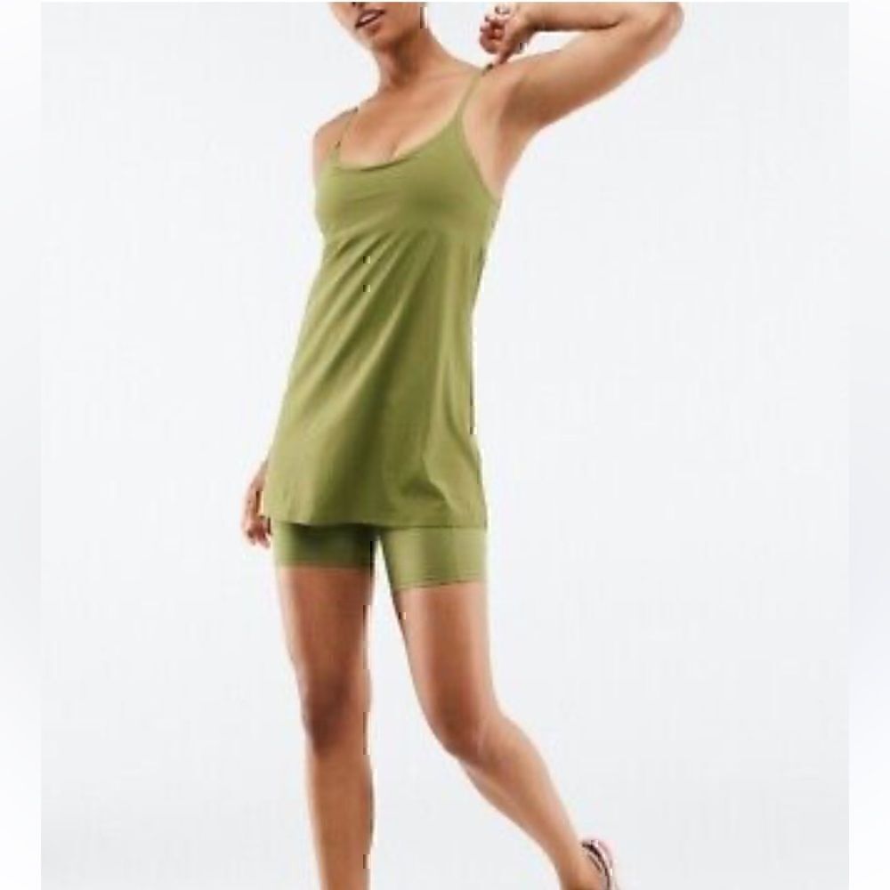 NWT  Fabletics  Green Laura  Active  Dress  1X